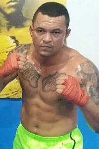 Adriano Silva "Guerreiro de Deus"