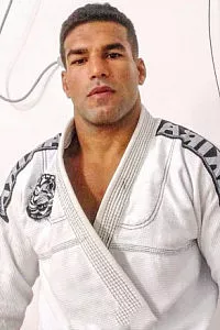Jorge Luiz Bueno Jr. "Jorginho"