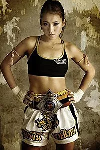 Su Jeong Lim "Beautiful Fighter"