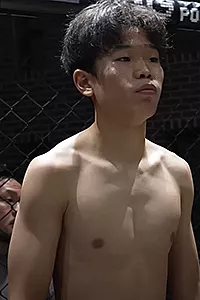 Young Woong Lee "Captain Hero"