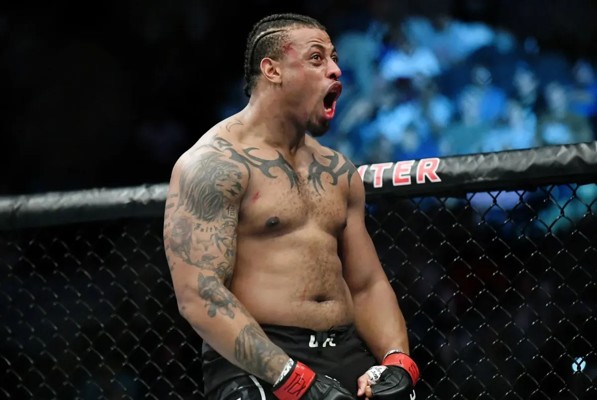 Americký bojovník se zhroutil v Rusku. V rohu musel použít inhalátor