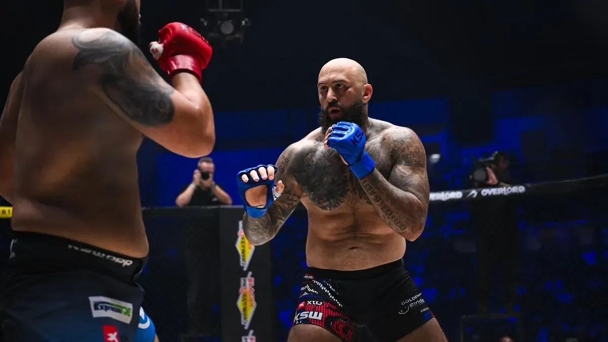 Český obr utnul spekulace, domů se nevrátí. Chce bitvu s králem kontinentu