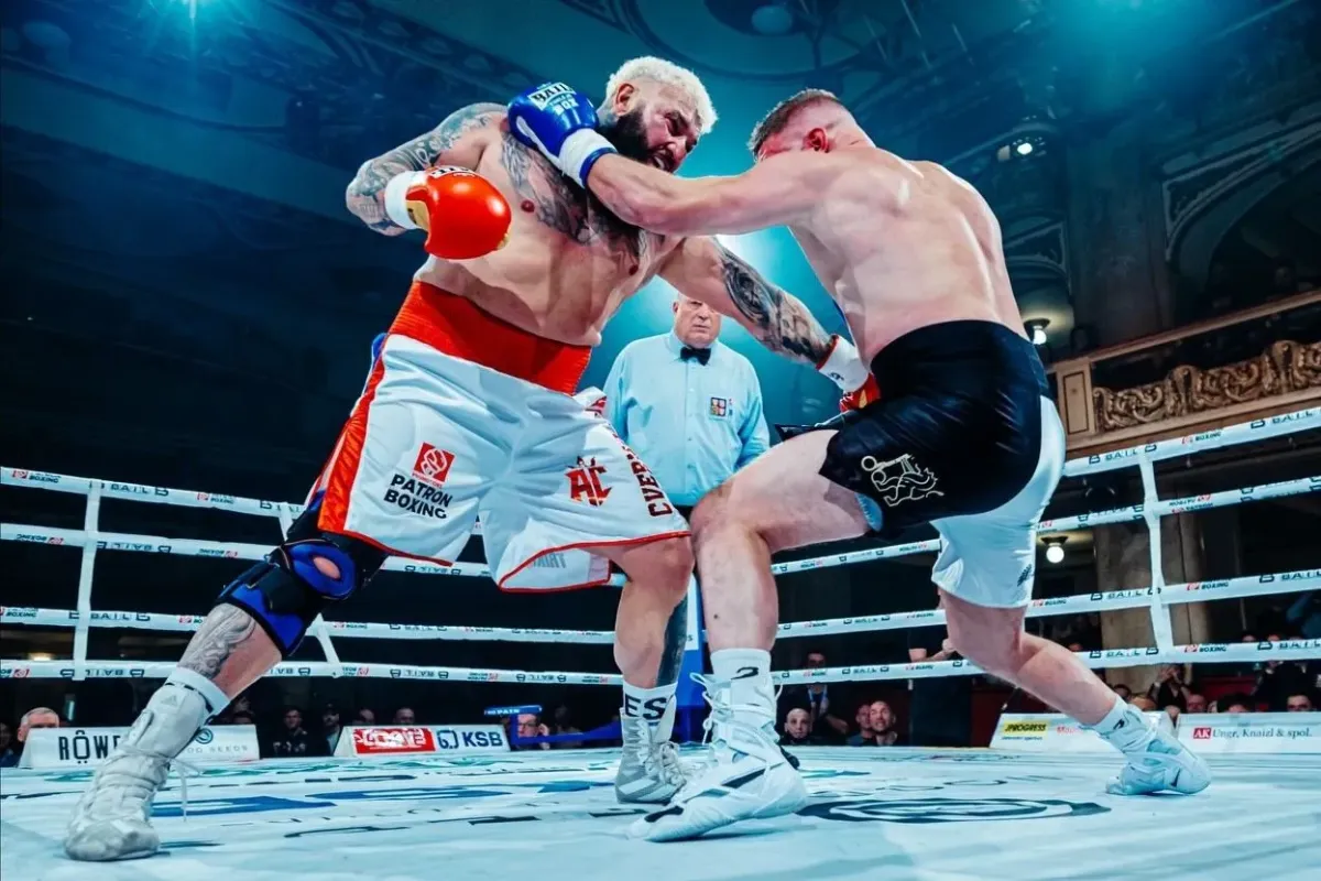 Cverna a zápas v Oktagonu? Novotný propukl v záchvat smíchu, pak mu vyjádřil nehynoucí respekt