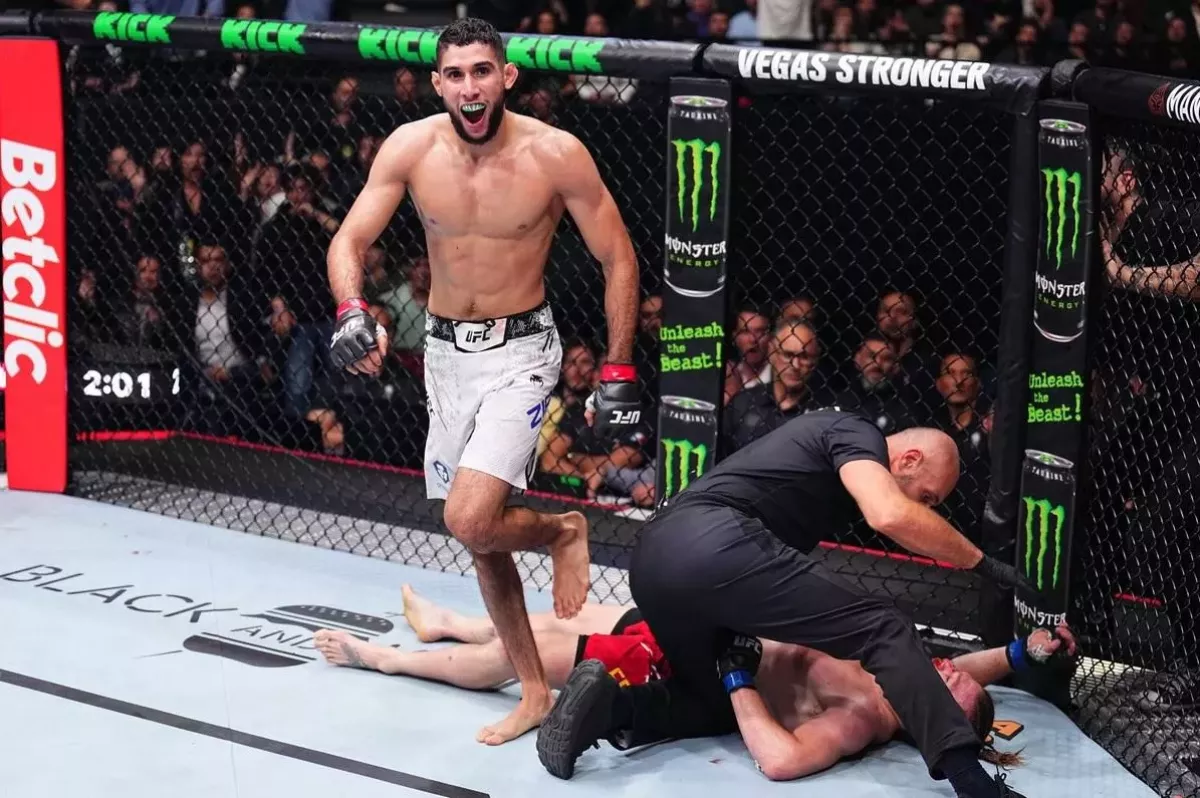 Drama v UFC. Francouz zničil soupeře kolenem, poražený se nehýbal