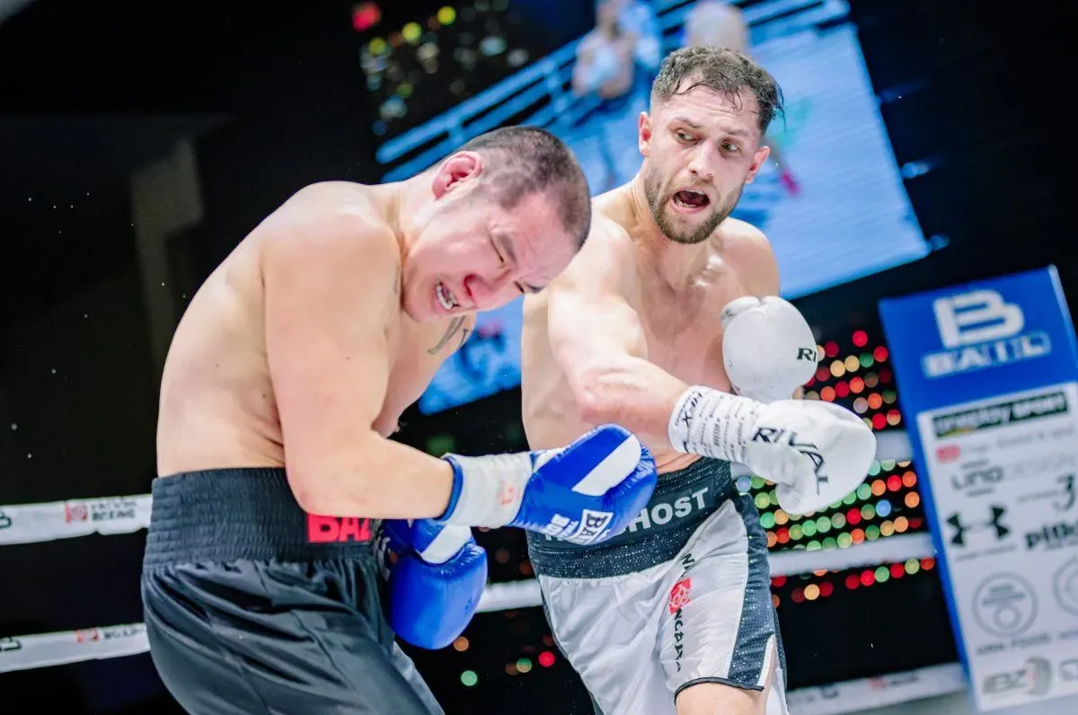 Extrémní odolnost proti tlaku. I přátelé se mohou pobít v ringu