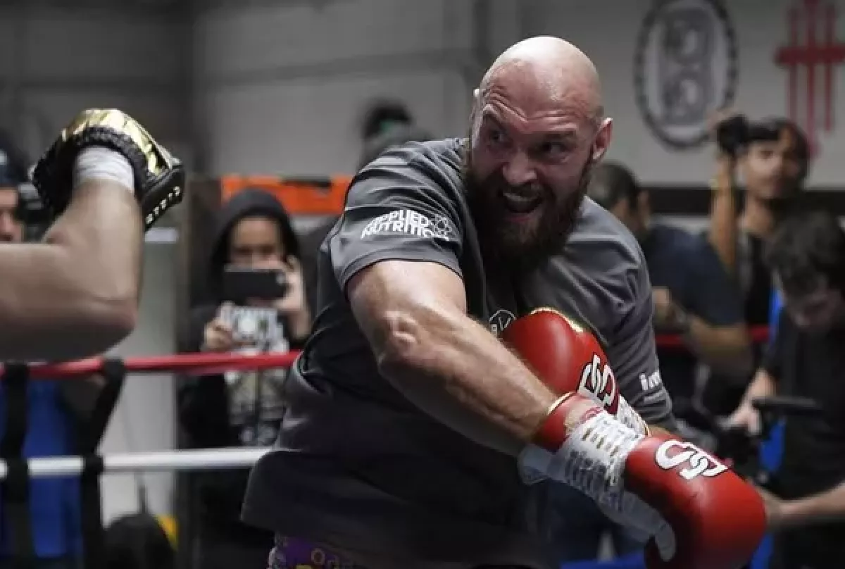 Fury zapojil do přípravy grappling a nevyloučil, že by duel s Predátorem nemohl být čistě v MMA