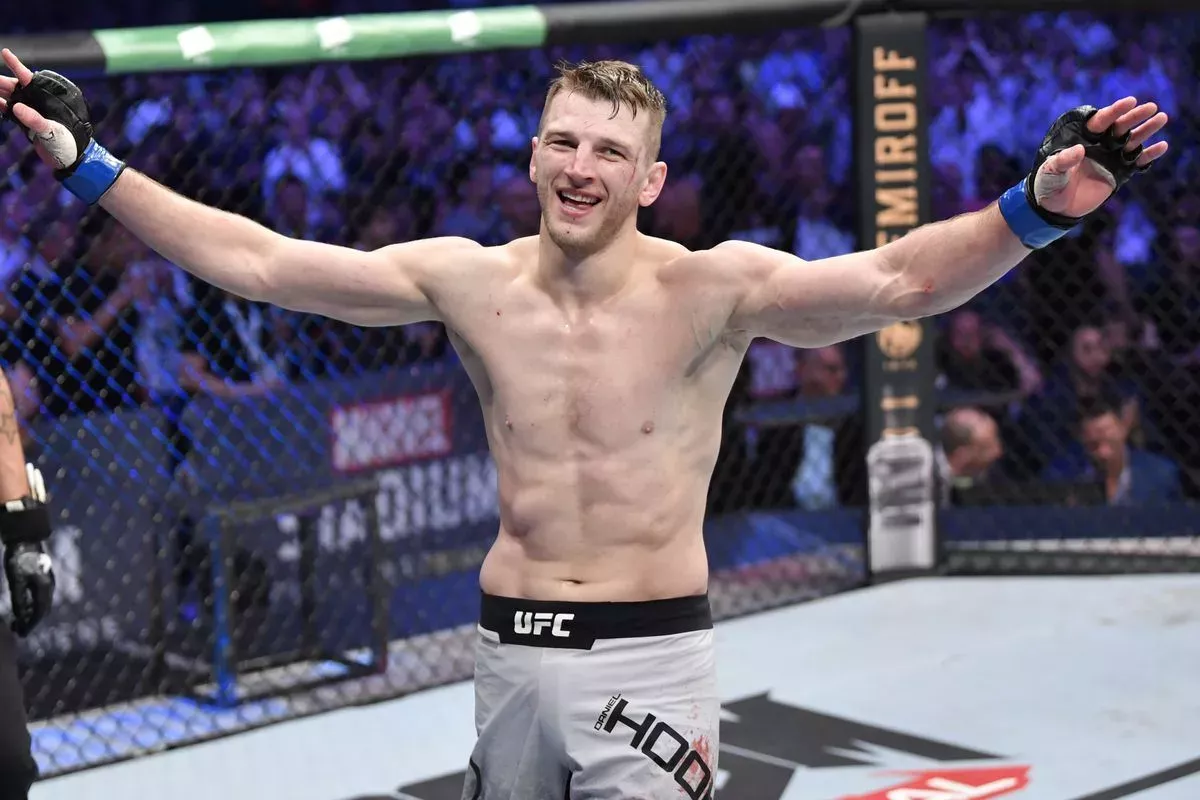 Hvězda UFC souhlasí s Dvořákem. Box bez rukavic je nejzábavnější věc na světě