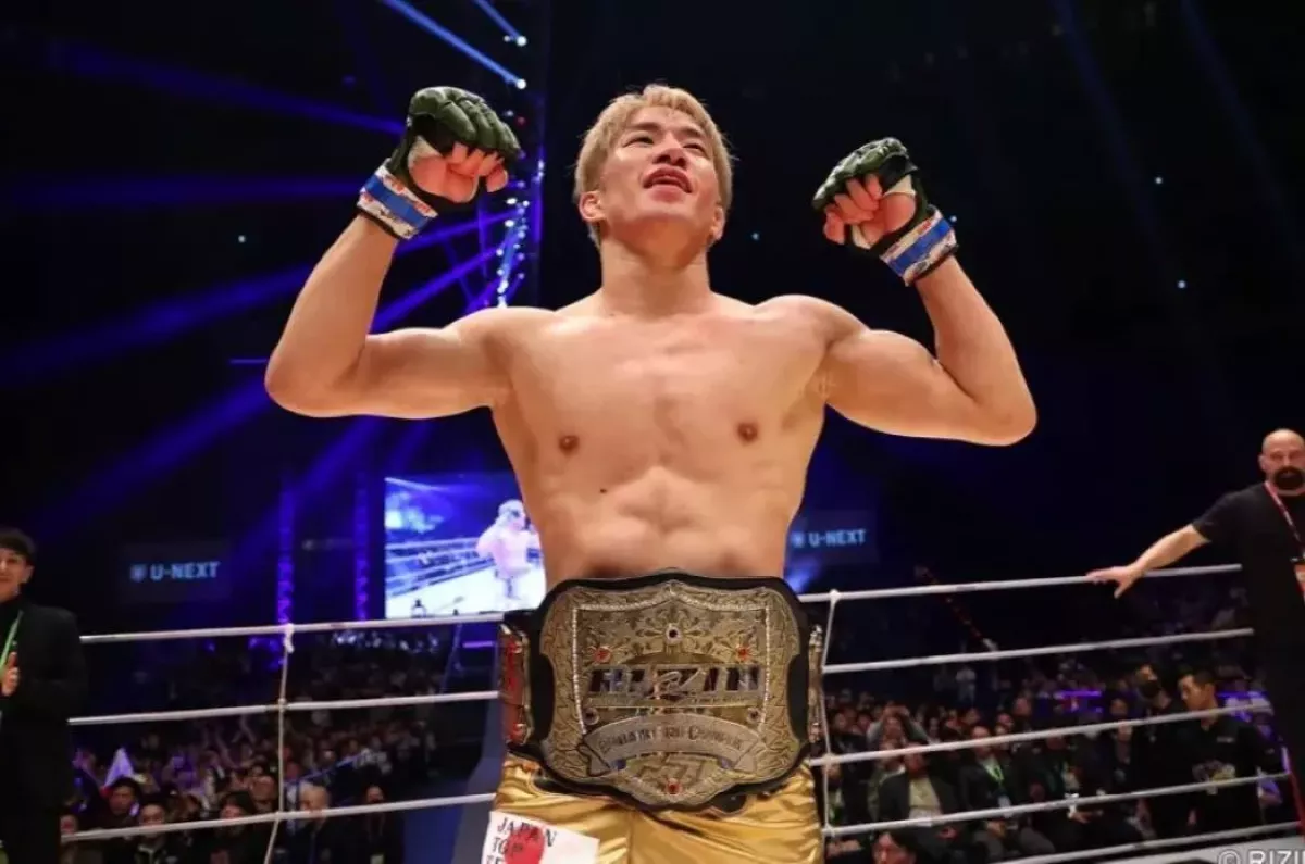 Jako Procházka. Šampion Rizinu je připraven dobýt UFC. Jeho forma je neskutečná