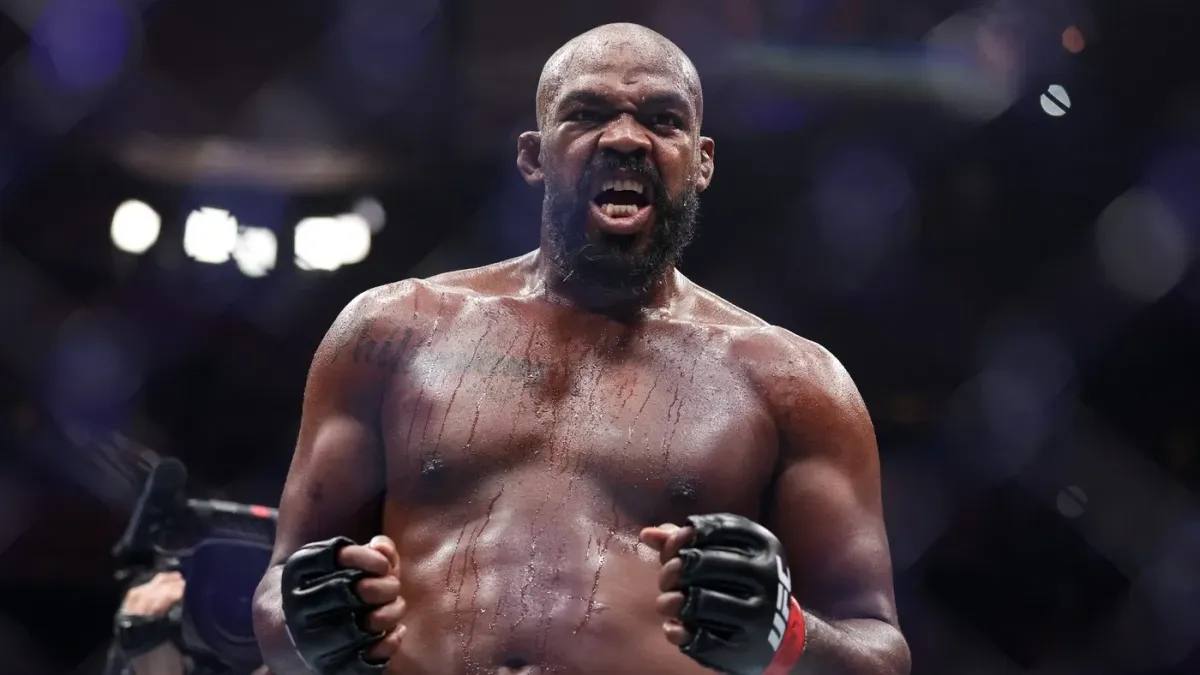 Jon Jones se omluvil uraženému šéfovi UFC a vysvětlil, proč s Pereirou nemůže prohrá