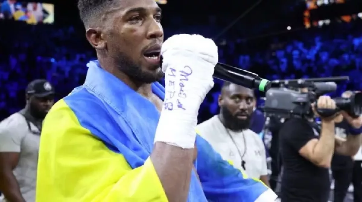 Joshua na kolenou! Usyk si na něho znovu našel recept. A příště? Fury, nebo nic!