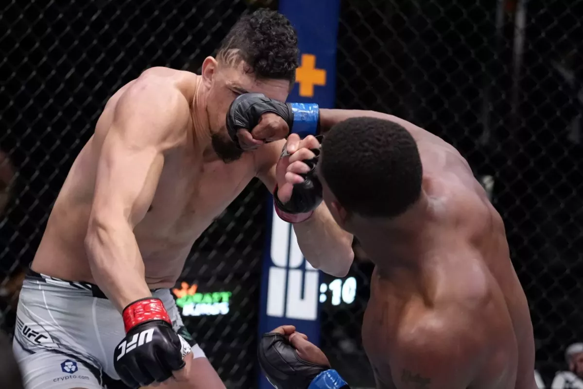 KO jako z Matrixu uspalo v UFC brazilského šoumena