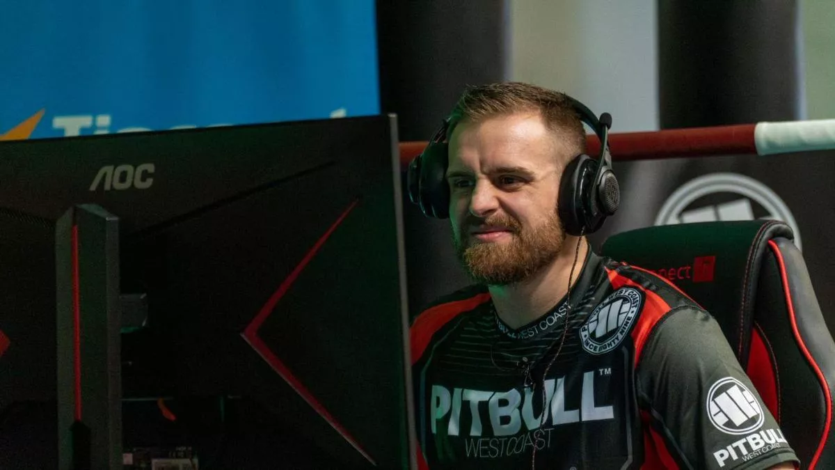 Kincl s Dvořákem skočili do virtuálního MMA. Bitvy před obrazovkou