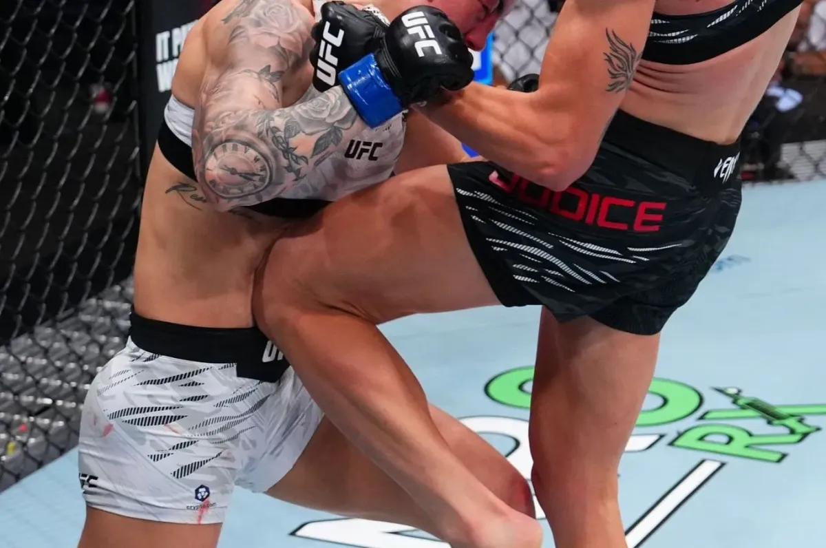 Koleno na hlavu a byl konec. Američanka z UFC zničila půvabnou Brazilku