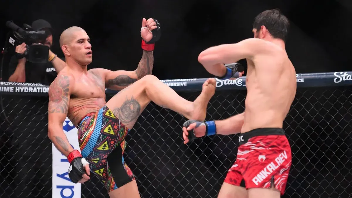 Krutá realita v UFC. Stokilový Pereira překvapil, má hodně přes limit