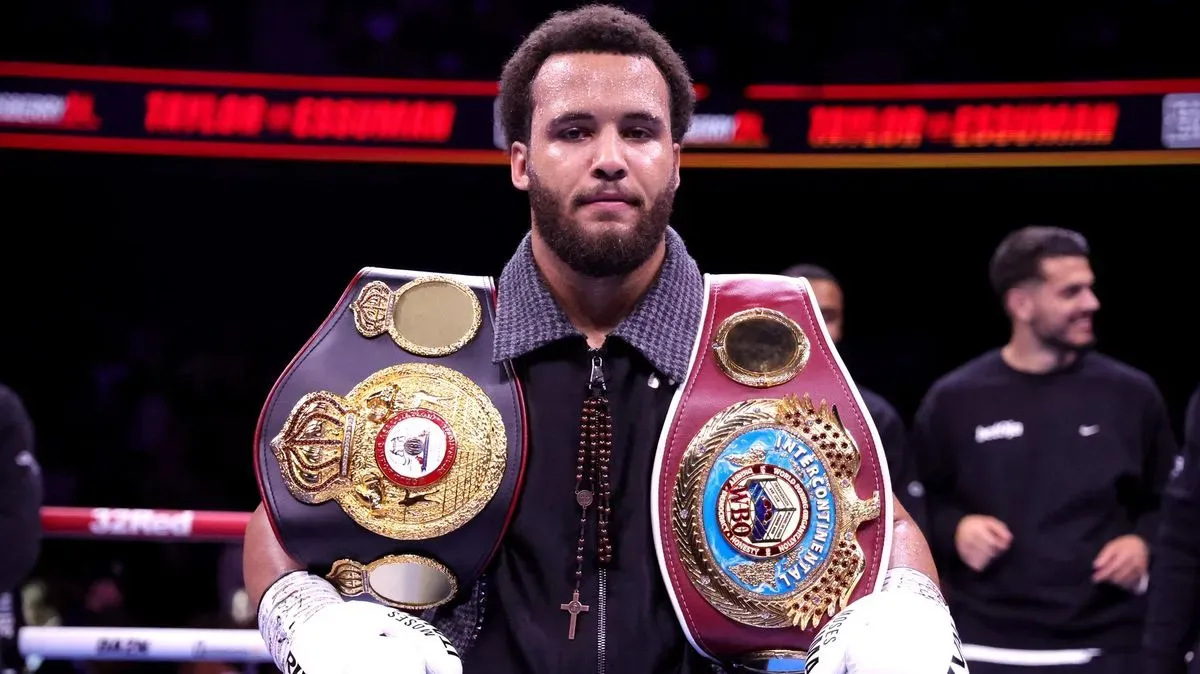 Kvůli rasismu prchl ze Slovenska, teď mladík válí. Mluví se i o bitvě s Usykem