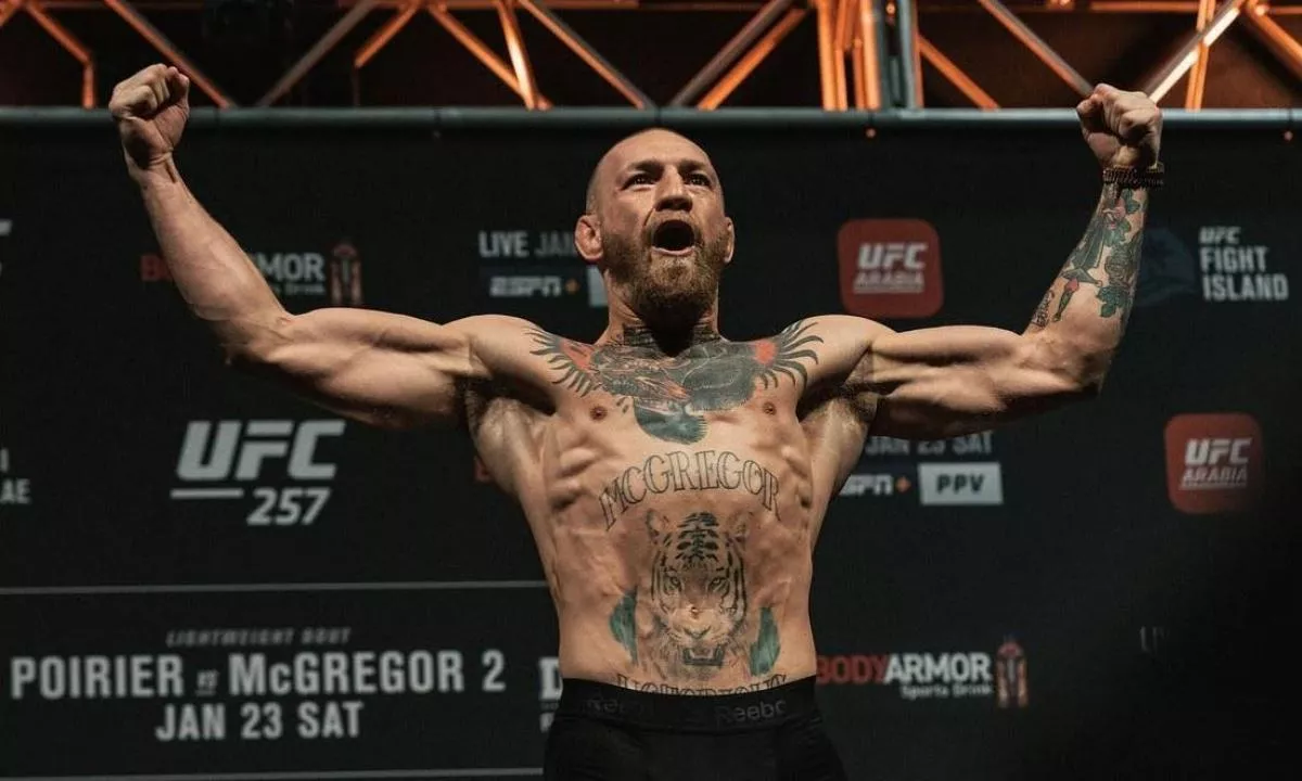 McGregor nabobtnal, rozdíl je zarážející. Je tohle opravdu irský bojovník MMA?