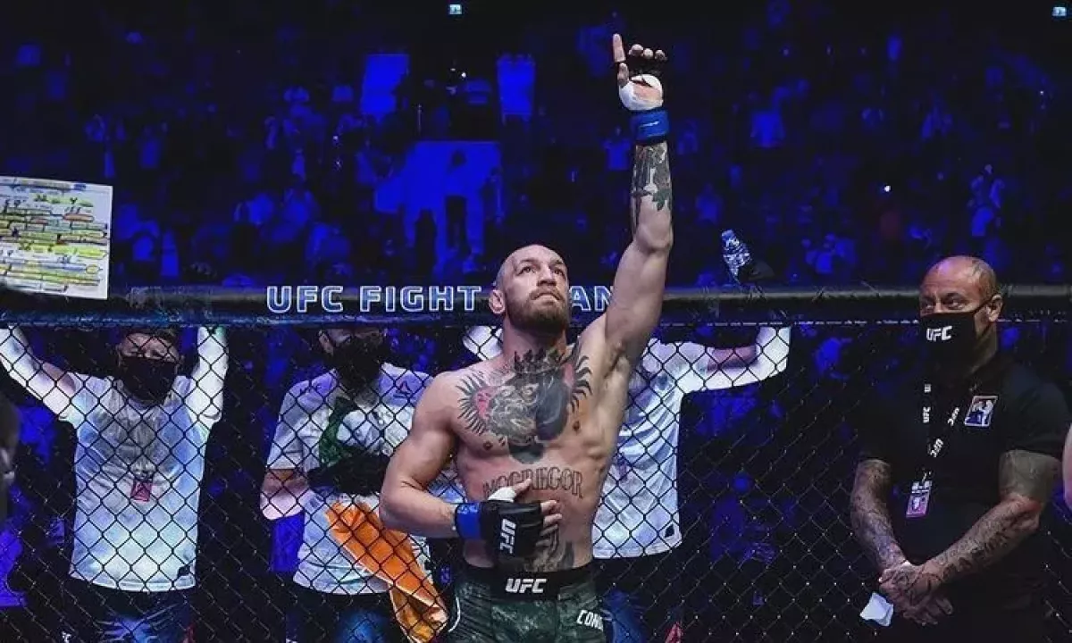 McGregor zavzpomínal na životní KO, na sítích vyhlásil svátek