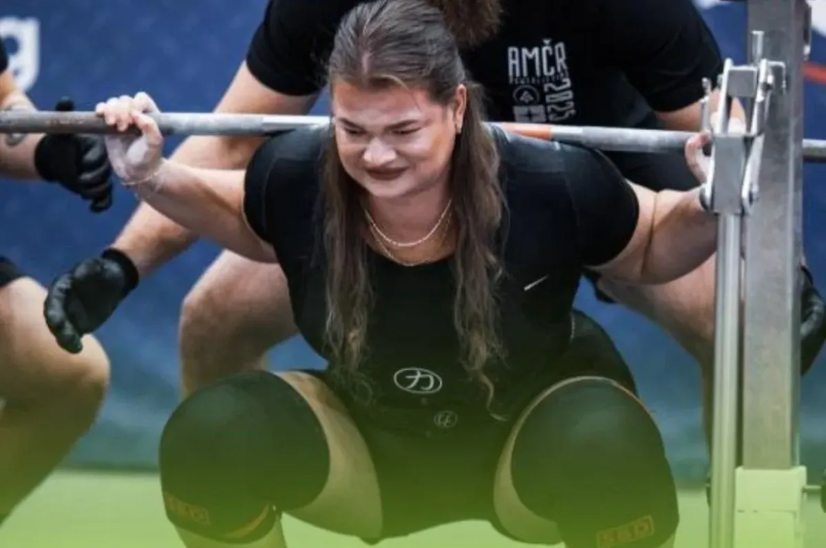 Nechápe, jak se to stalo. Česká studentka překonala rekord. Zvedla 180 kilo