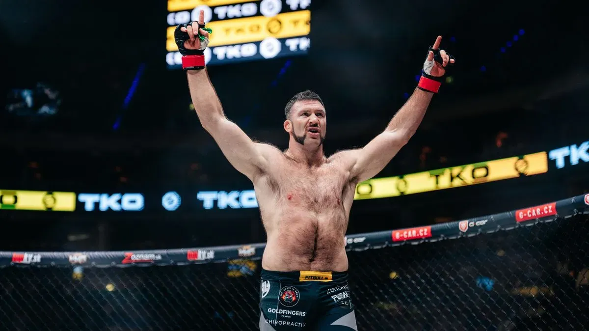 Nezastavitelný šampion cílí na Muradova. Promluvil i o možném odchodu z Oktagonu