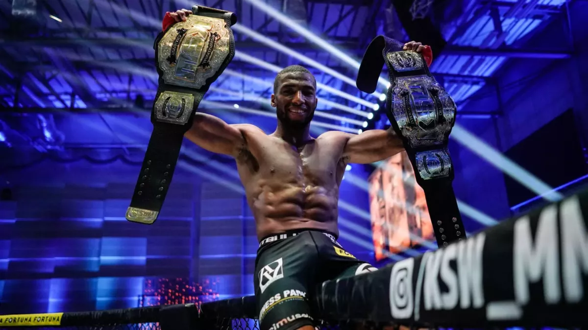 Olympijské plavce vystřídají MMA zápasníci. KSW oznámilo turnaj v pařížské obří hale