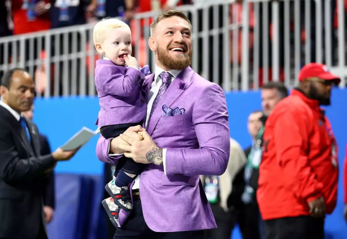 Po vzoru otce. Hvězdný McGregor vychovává novou hvězdu