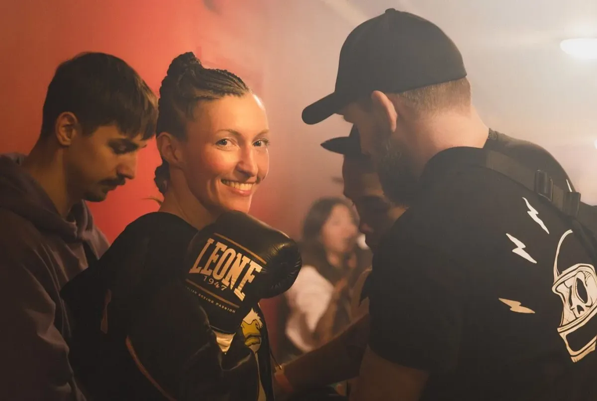 Podle lékařů by měla sedět na pařezu a kochat se. Poslední zápas vyhrála i bez jednoho oka