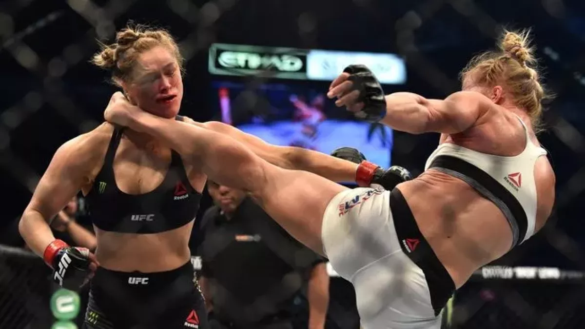 Před lety smázla neporaženou šampionku, nyní se loučí. Holly Holm opouští UFC