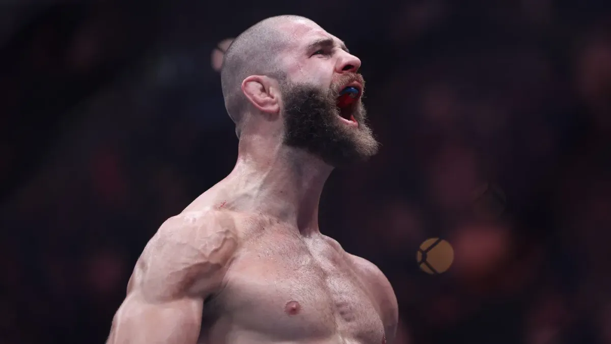 Procházka je divný, rozsekal bych ho, chvástá se bývalý UFC šampion