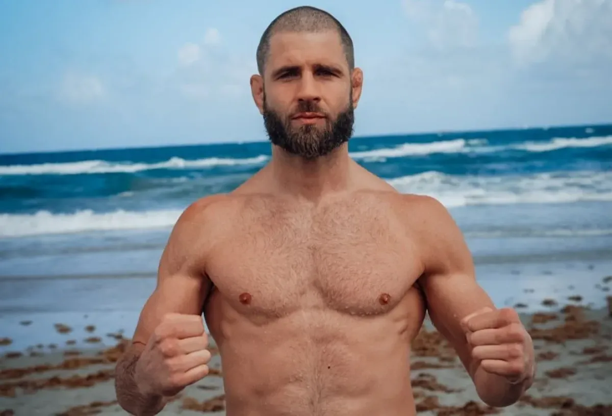 Procházka se málem utkal s krokodýlem. Kvůli dceři však zařadil zpátečku