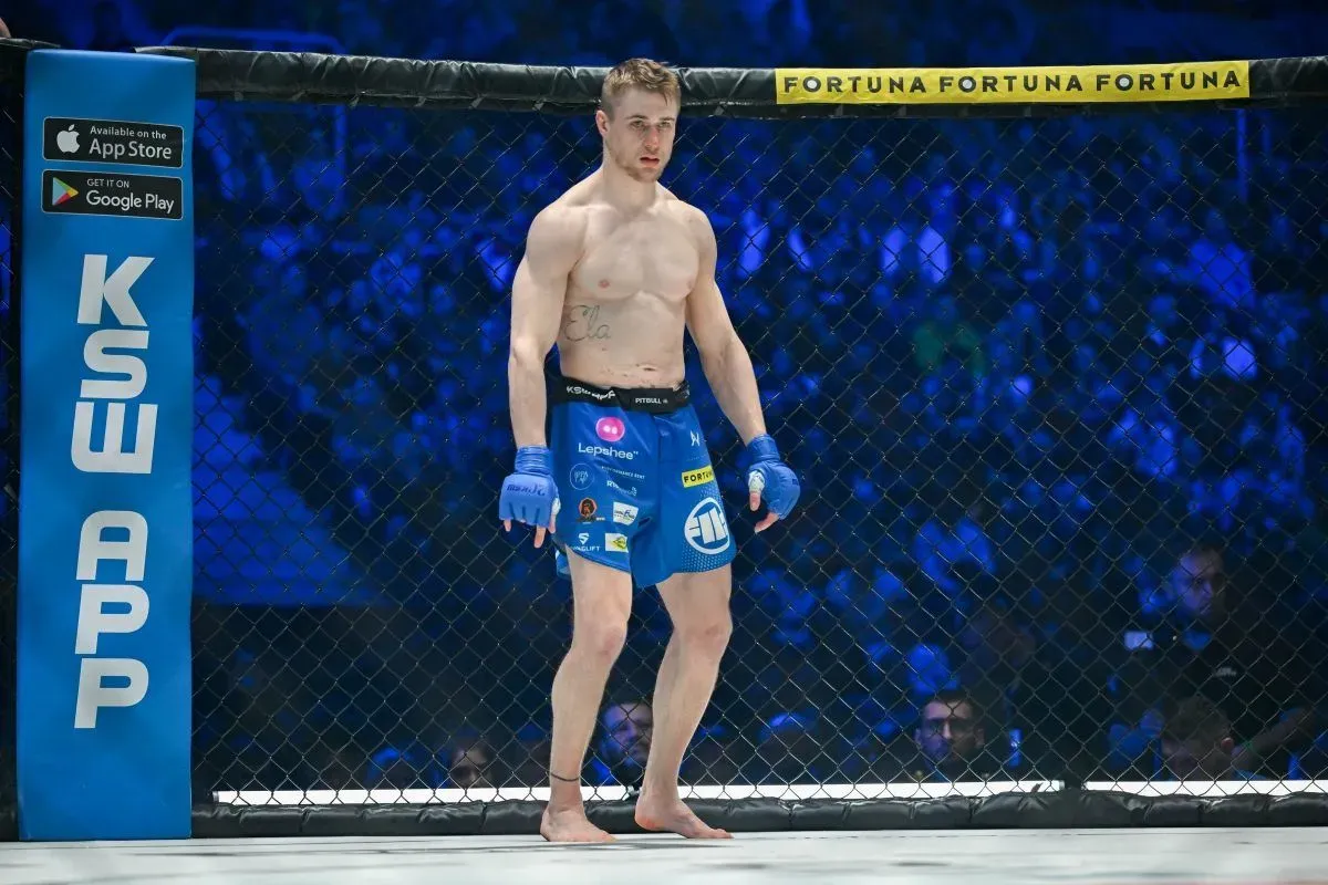Rána, která všechny překvapila, Brichta inkasoval KO. Přesná na bradu