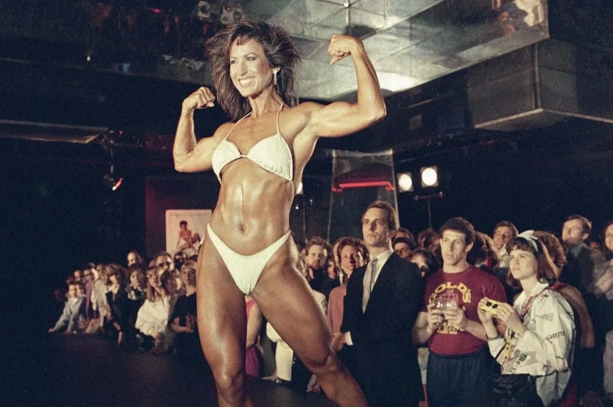 Robustní rozdíl za téměř 50 let. Když ženy zvedají železo