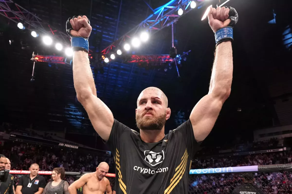 Šampion UFC Procházka se ozval. Vyzval Teixeiru k titulové odvetě