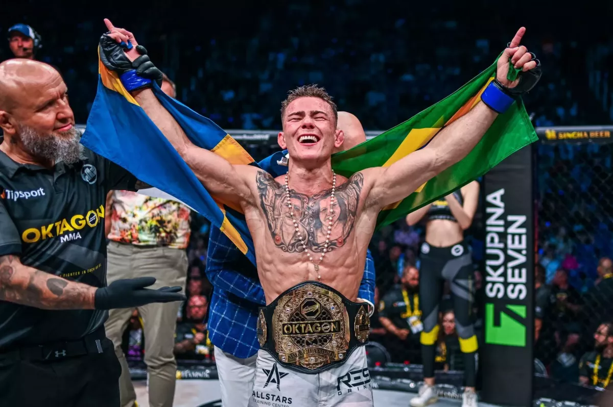 Sázka na divokou kartu. Šampion Oktagonu míří do UFC, debut si střihne o víkendu