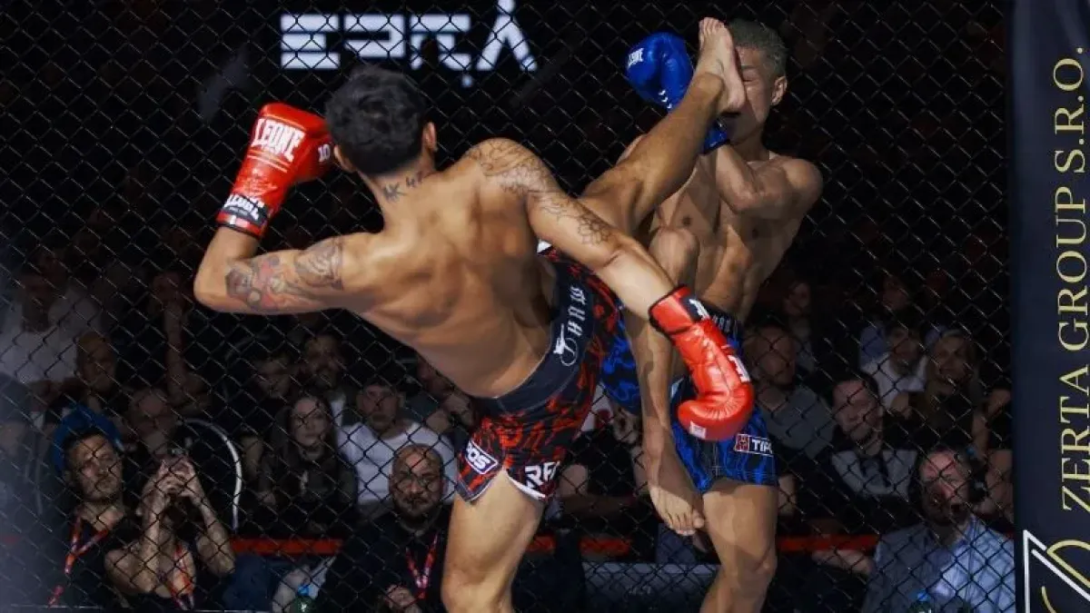 Stále neporažen. Hvězdný ranař Sivák se stal šampionem