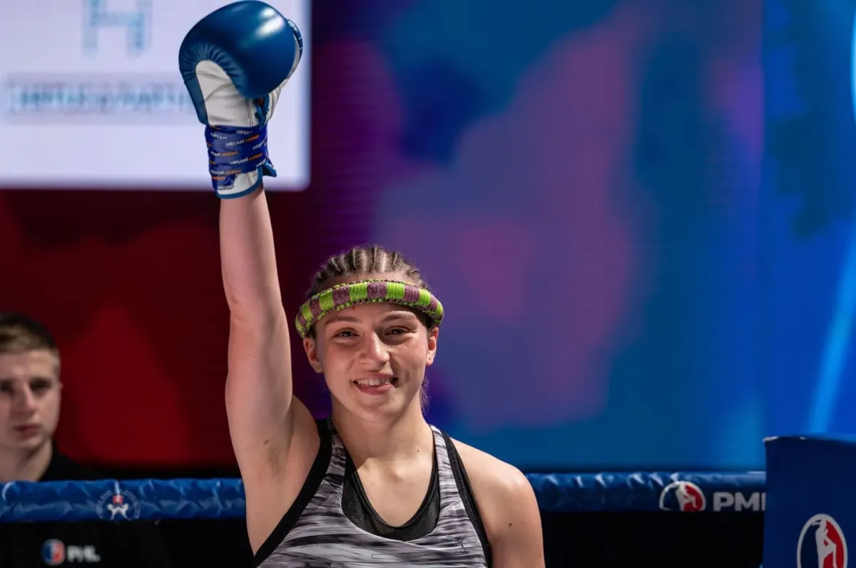 Studentka univerzity se těší, až se zase pomlátí v ringu. Moc přemýšlení může brzdit