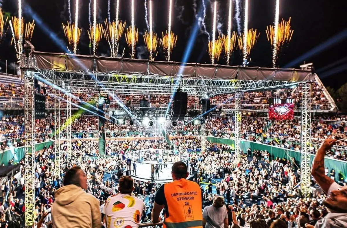 Štvanice bude jedna. Žádná dvojitá dávka drinků a letní pohody od Oktagonu