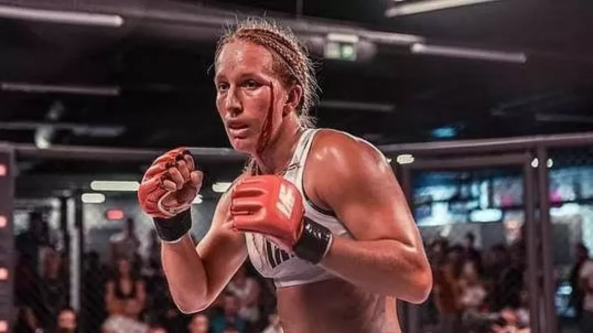 Těžká dřina! Česká zápasnice kráčí za životním vrcholem. Na cestě zanevře i na svůj intimní rituál