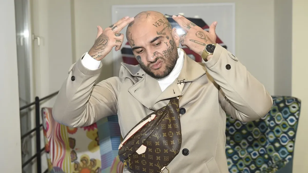 Tolik? Barber z Oktagonu prozradil, kolik prohrál na automatech