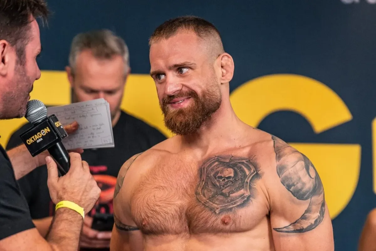 Ukousl si trochu větší krajíc, než je schopen sežvýkat, pálí Kincl