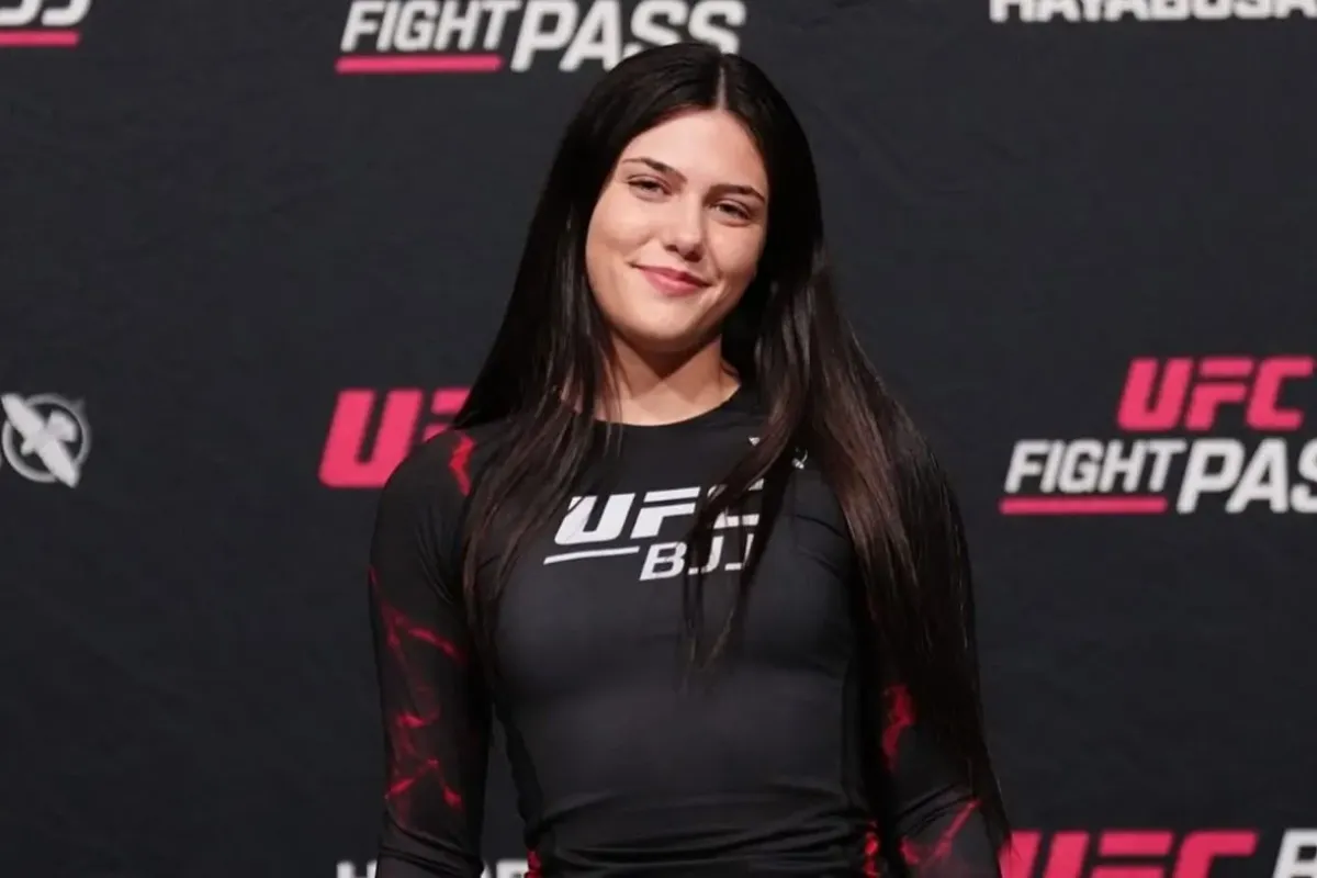 Umí se ukázat. Mladá zápasnice zazářila v bikinách