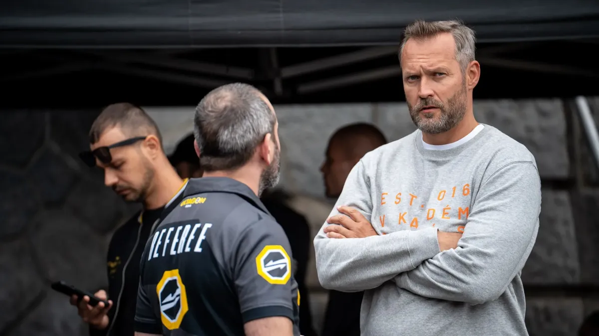 Vím, že Peňáz usiluje o UFC, musím bránit organizaci, vysvětlil šéf Oktagonu. Dlouhánovi nabídl dalšího soupeř