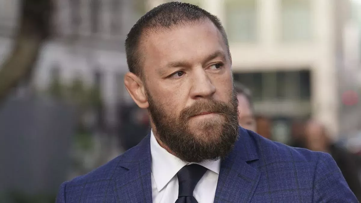 Vinen! McGregor znásilnil ženu, má zaplatit několik milionů