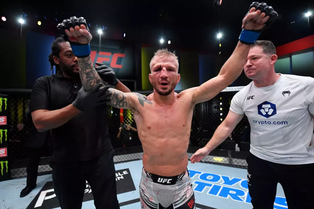 Z hubeňoura svalovec. Bývalý šampion UFC překvapil famózní proměnou