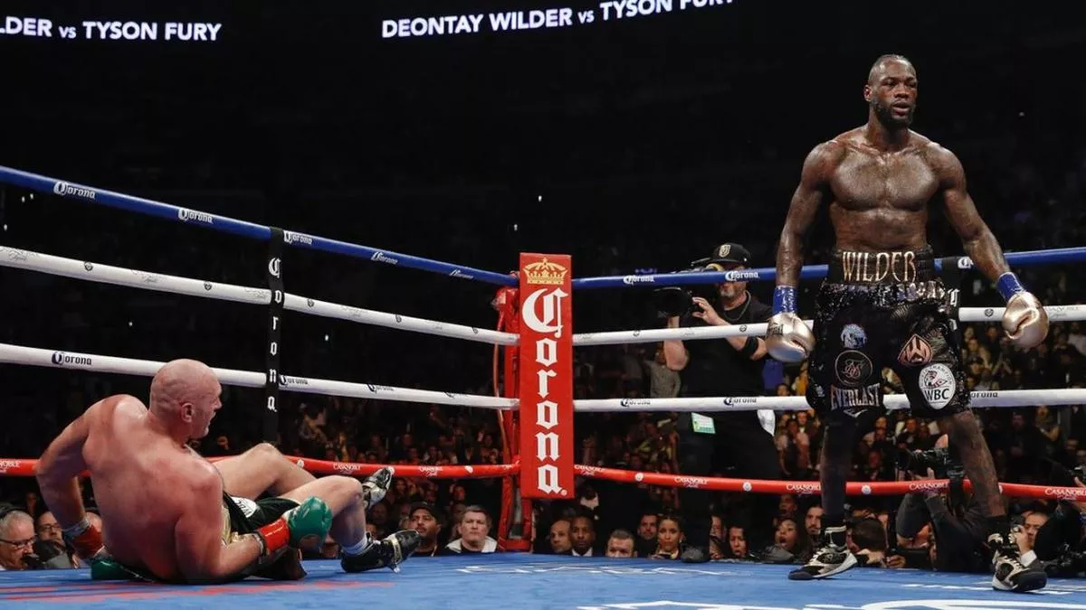 Z miliardového snu je obří průšvih. Podvodníku! Zradil jsi celý box, zuří šampion