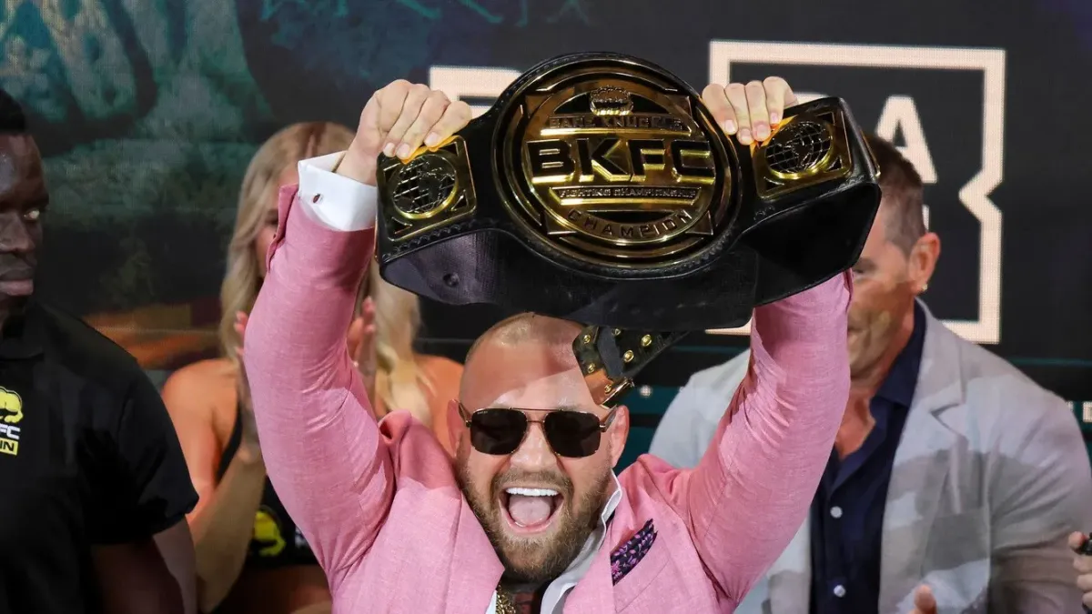 Životní moment: Tomáš Meliš se po výhře v BKFC dočkal uznání od McGregora