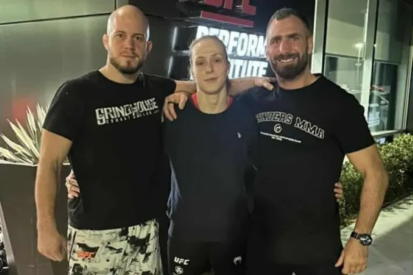 Bledá v UFC. Klasika, letí se do Vegas. Je tu super péče, chválí česká zápasnice