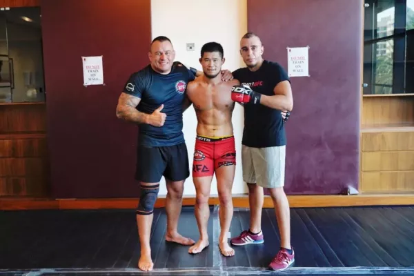 Boj o UFC! Čínský bojovník z Prahy jde na arogantního rivala, chce mu srovnat úsměv