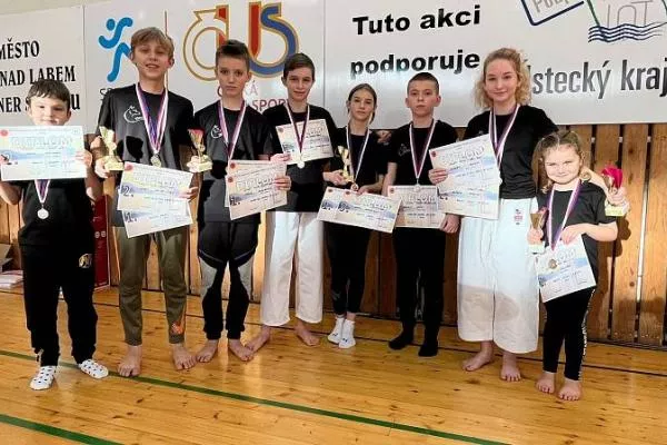 Boleslavské karate vítězilo na Vánočním poháru v Ústí