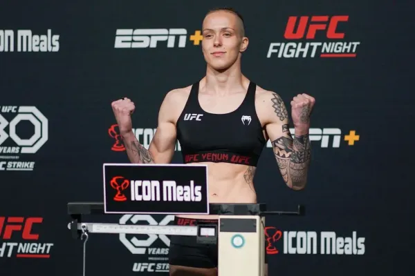 Bolestivý comeback. Bledá si v UFC zranila koleno, ozývá se po bitvě