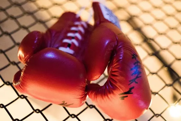 Boxer Hájek prohrál na MS hned první zápas a vypadl. Ve hře zůstává poslední Čech